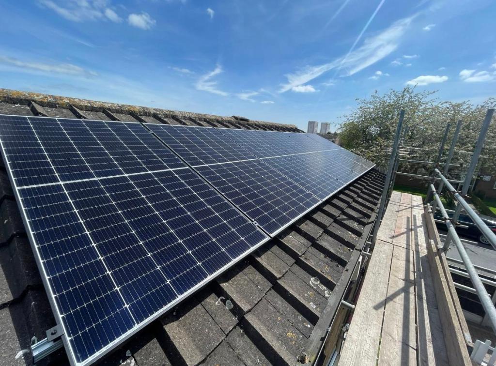 Home solar installation